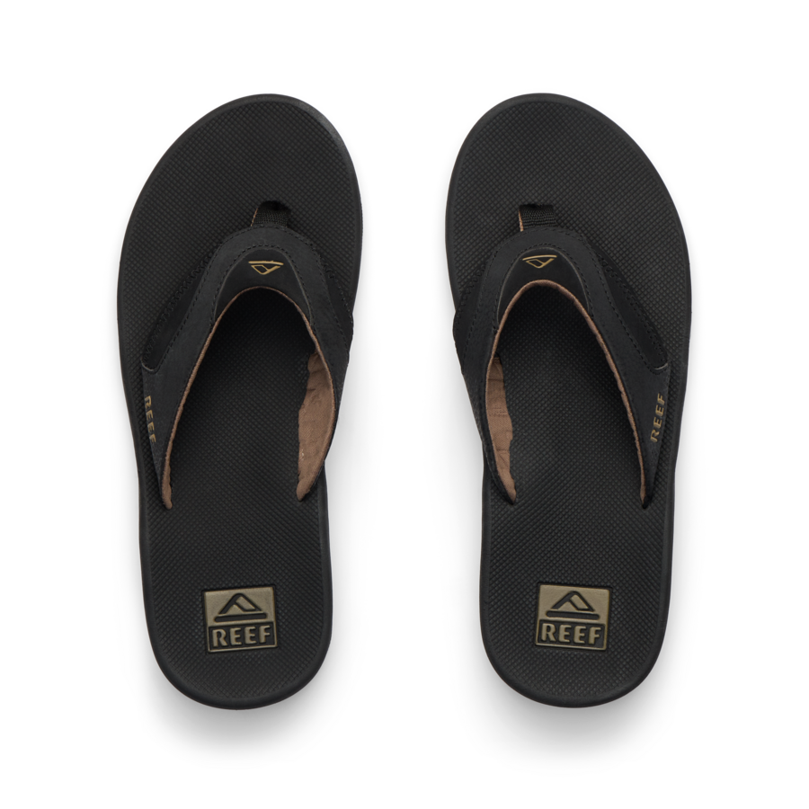CI8102_Fanning_Black_And_Tan_T_SHADOW-900x900-c4cc11b.png