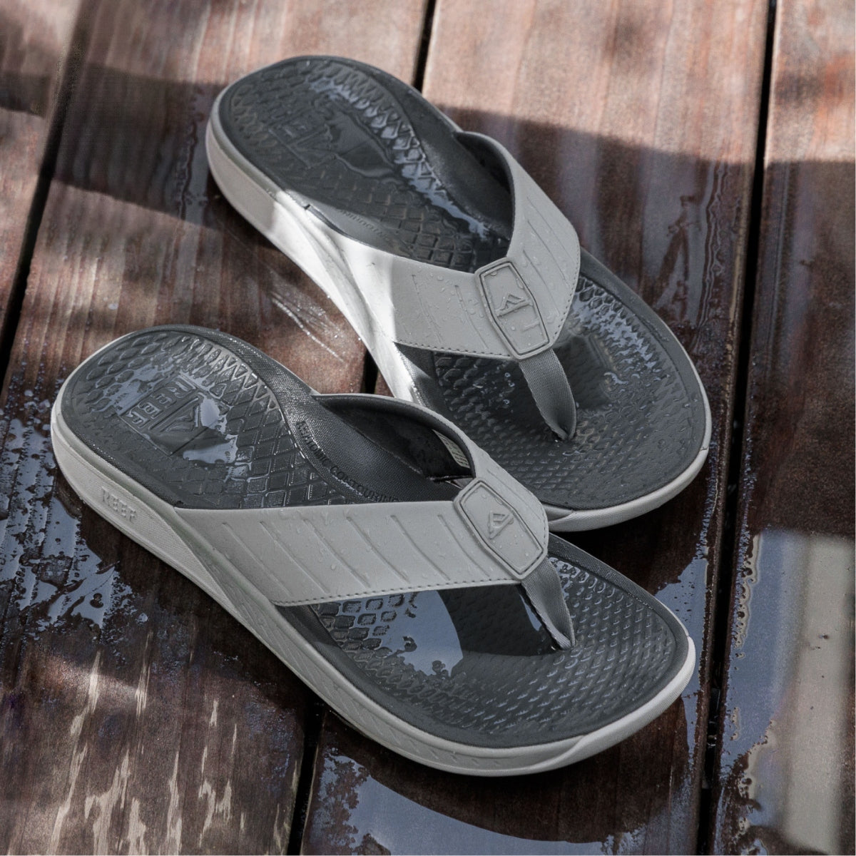 CJ2363_Deckhand_Grey_abovethefold-1.jpg