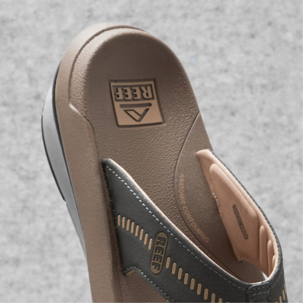CJ5847_Swellsole_Cruiser_Tan_Black_abovethefold.jpg