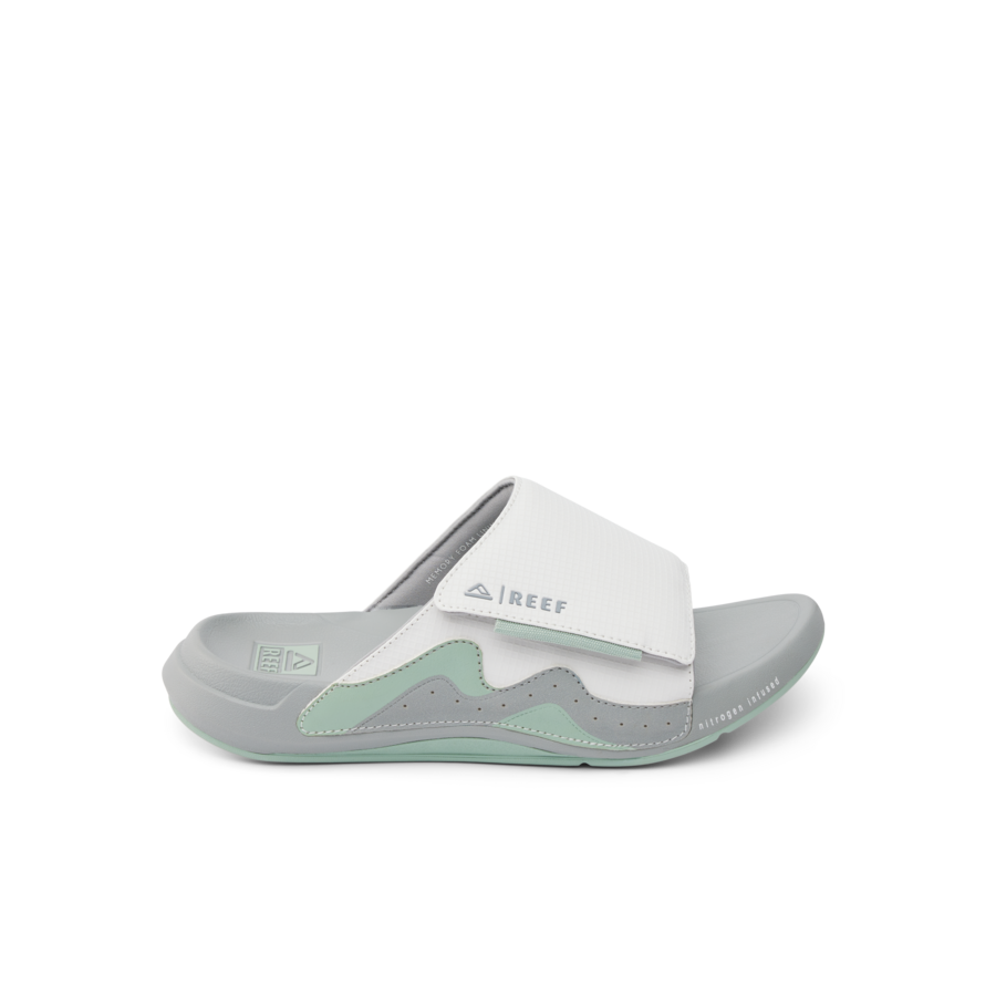 CJ6222_CRUISER_SLIDE_GREY_GREEN_RS_shadow-900x900-c4cc11b.png