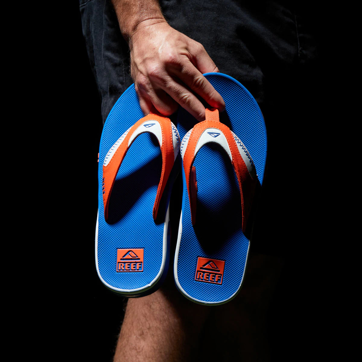 CJ6404-Fanning-Pregame-Orange-Blue-2_0cffa8a8-d45c-4c66-9a4f-07dd7521f9f3.jpg