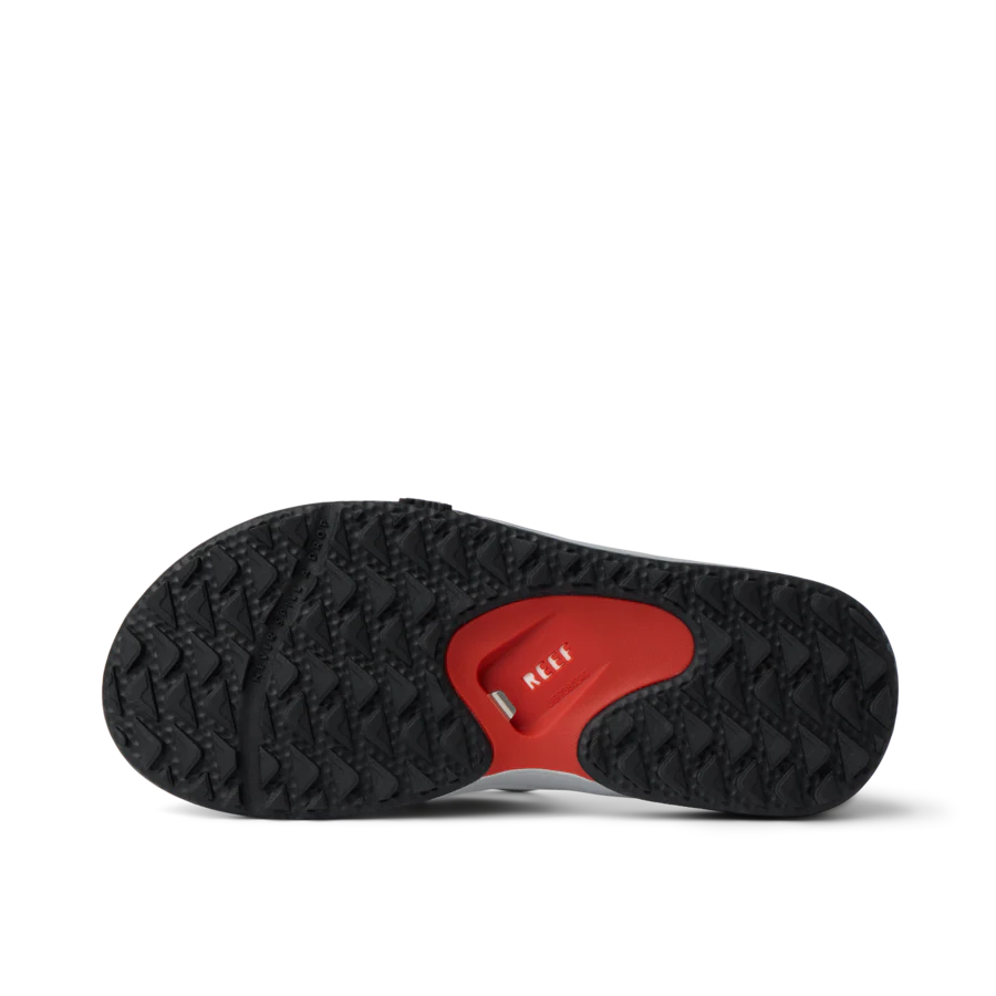 CJ6406_FANNING_PREGAME_RED_GREY_O_SHADOW-900x900-c4cc11b.webp