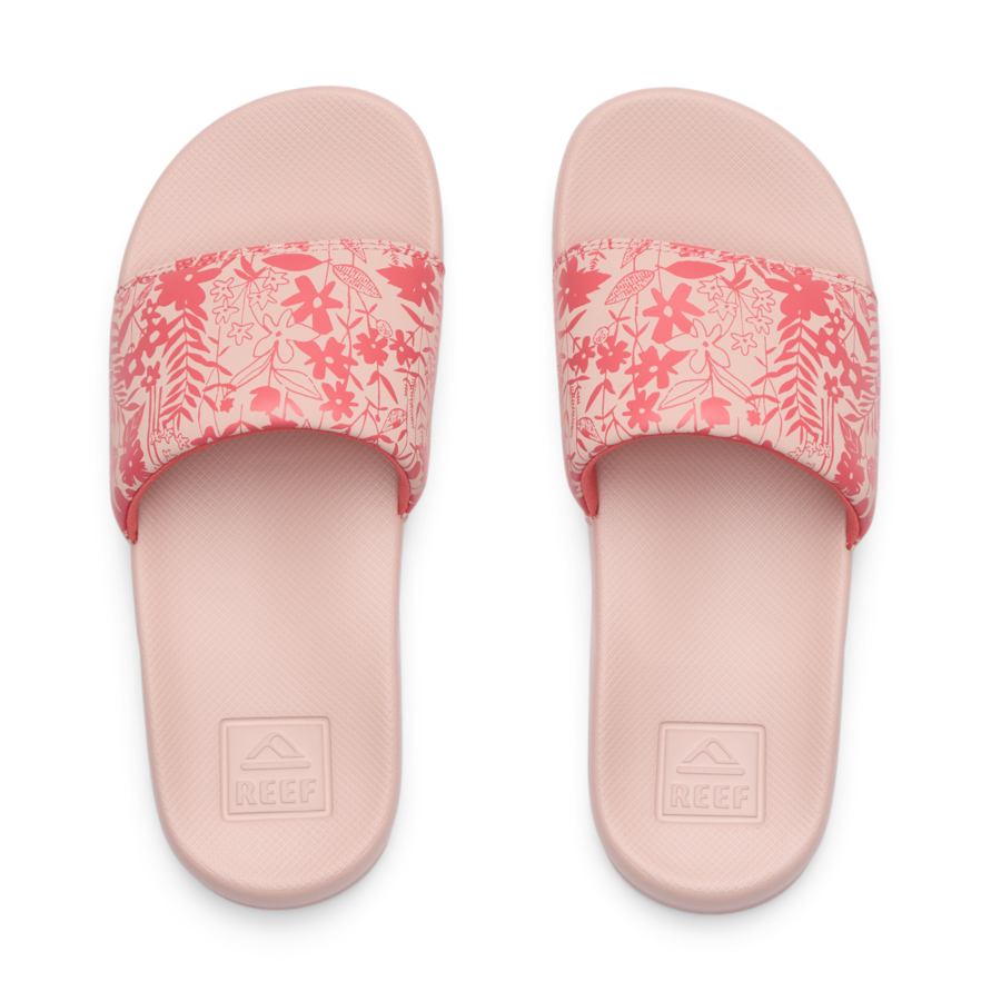 CJ6530_KIDSONESLIDE_FLOWERFIELD_T_SHADOW-900x900-c4cc11b.png