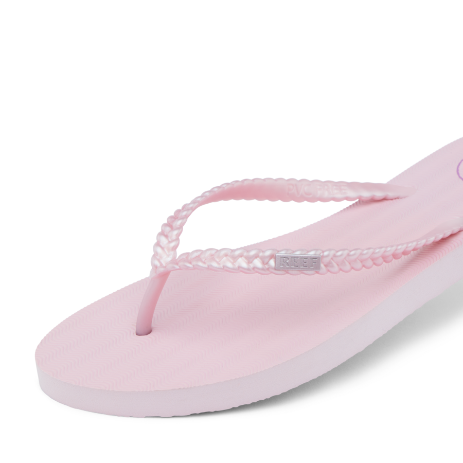 CJ6536_SEASIDE_TWIST_CAMEO_PINK_DTL1_shadow-900x900-c4cc11b.png