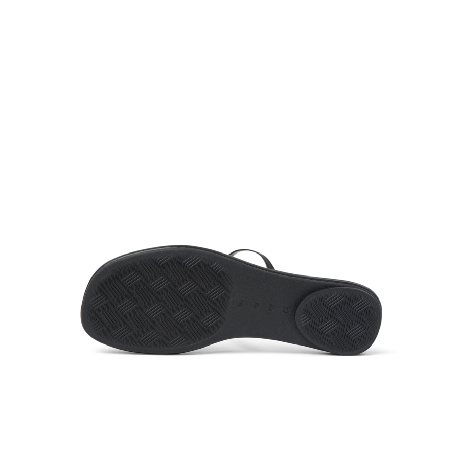 CJ6539_WILLOW_AVA_BLACK_O_SHADOW-900x900-c4cc11b_92bd34d9-90b5-4a9a-8274-9b518dd6e947.png