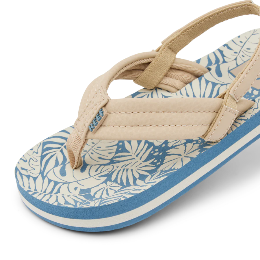 CJ6622_LITTLE_AHI_BLUE_TAN_PALM_DTL1_shadow-900x900-c4cc11b.webp