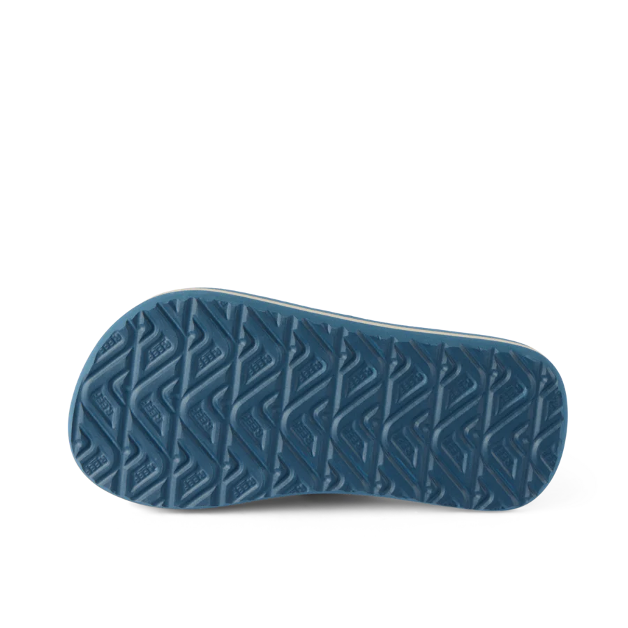 CJ6622_LITTLE_AHI_BLUE_TAN_PALM_O_shadow-900x900-c4cc11b.webp