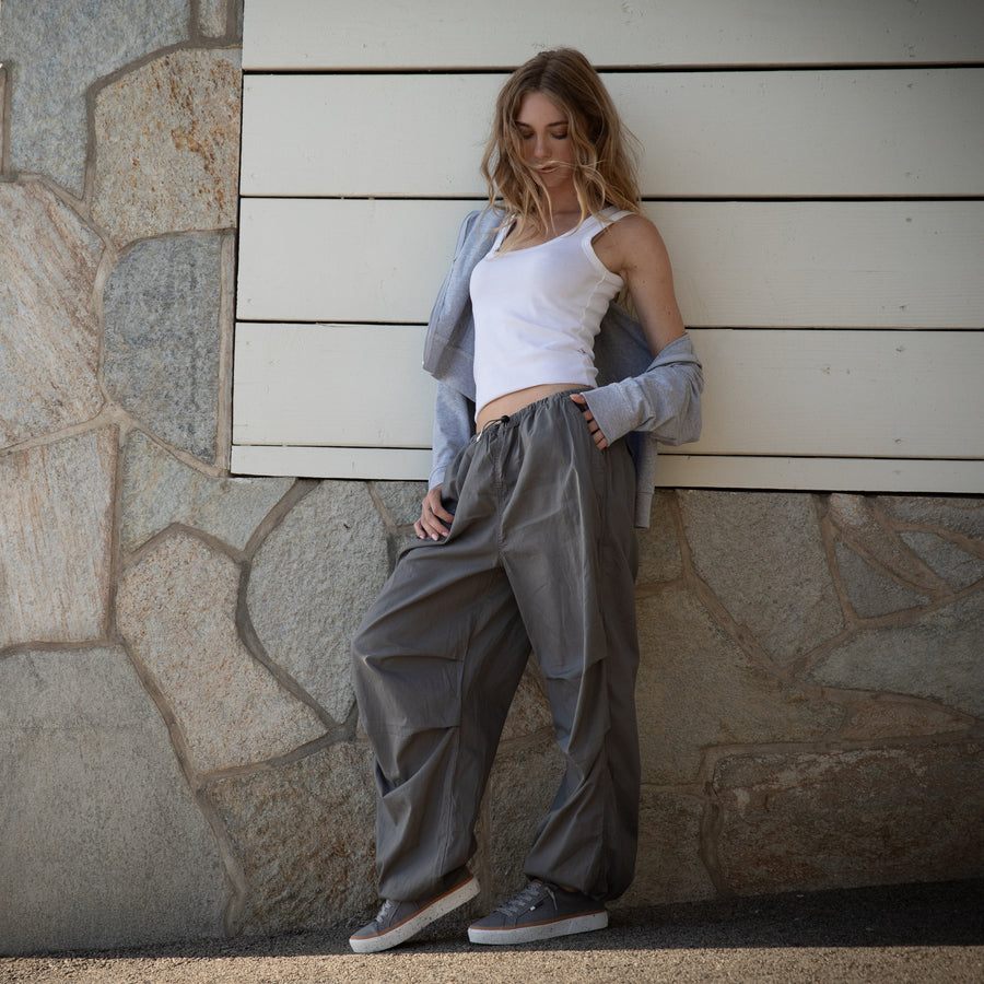 CJ6681_LayDayDawnCozy_Grey_85_2_1.jpg
