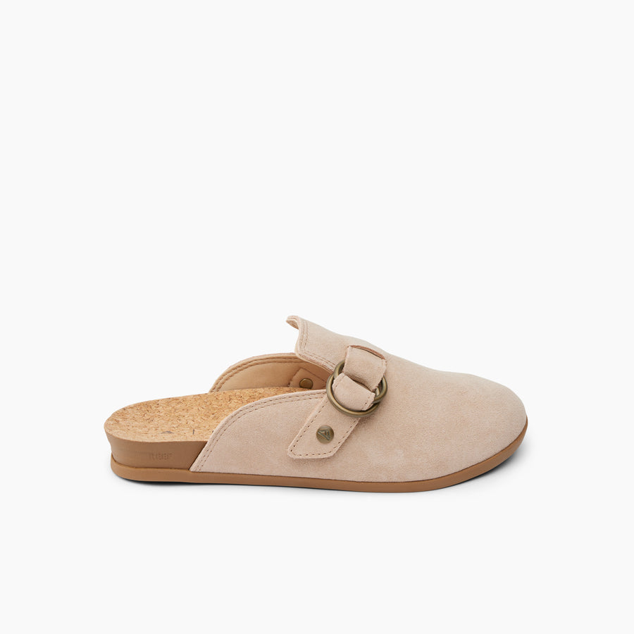 CJ6704_VISTA_SERENITY_OASIS_SUEDE_RS_GB-900x900-831cf75.jpg