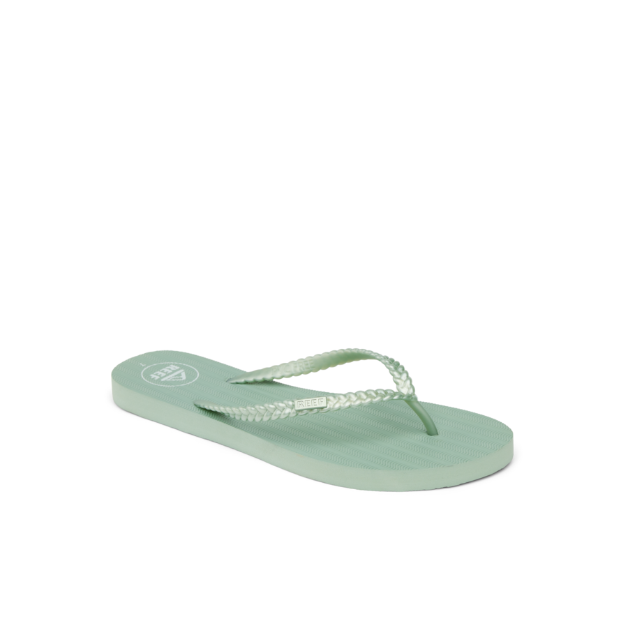 CJ6743_SEASIDE_TWIST_FROSTY_MAIN_shadow-900x900-c4cc11b.png