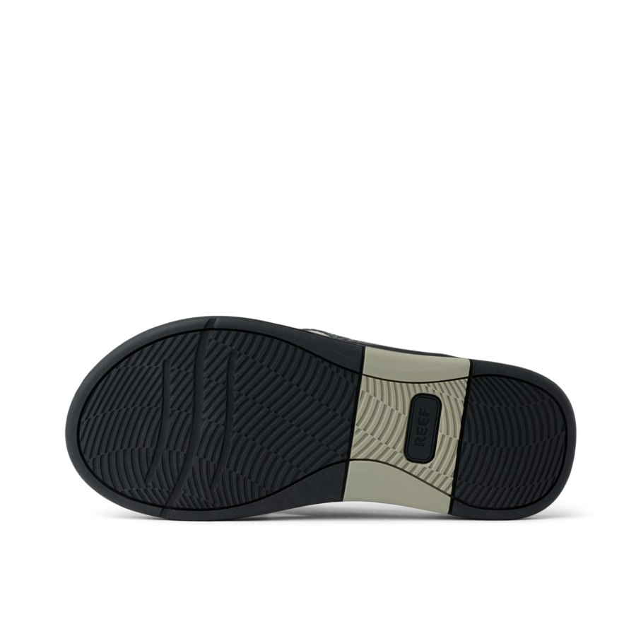 CJ6776_DECKHAND_CUSHION_GREY_BLACK_TAN_O_SHADOW-900x900-c4cc11b.png