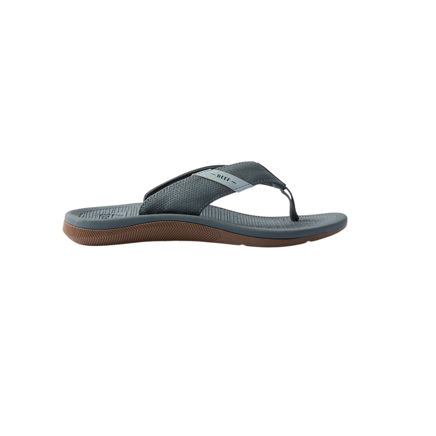 CJ6787_KIDSSANTAANA_GREY_RS__SHADOW-900x900-c4cc11b.png