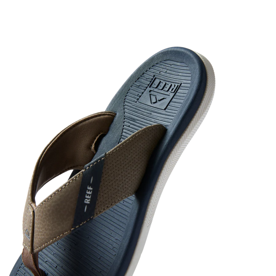 CJ6788_KIDSSANTAANA_NAVY_KHAKI_DTL2__SHADOW-900x900-c4cc11b.webp
