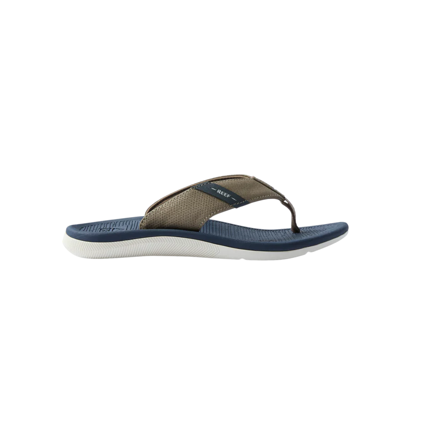 CJ6788_KIDSSANTAANA_NAVY_KHAKI_RS__SHADOW-900x900-c4cc11b.webp