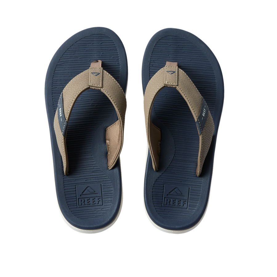 CJ6788_KIDSSANTAANA_NAVY_KHAKI_TOP__SHADOW-900x900-c4cc11b.png