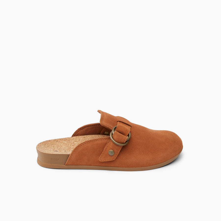 CJ7068_VISTA_SERENITY_COCOA_SUEDE_RS_GB-900x900-831cf75.jpg