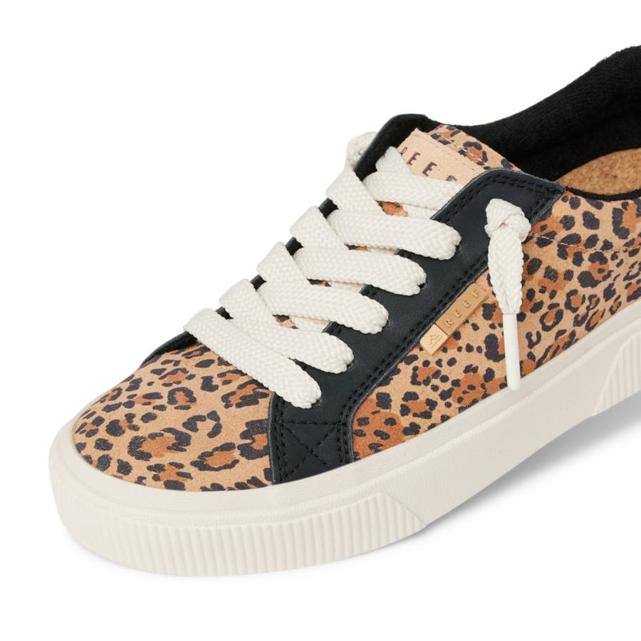 CJ7216_LAY_DAY_DAWN_LEOPARD_SUEDE_DTL1-900x900-c4cc11b.png