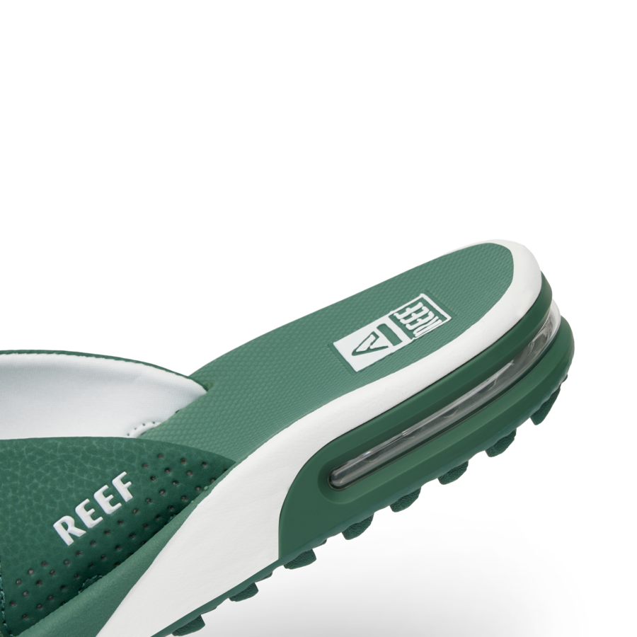 CJ7224_FANNING_PREGAME_GREEN_WHITE_DTL2_png-900x900-c4cc11b_1.png