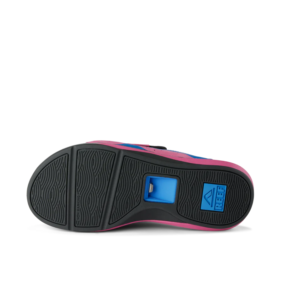 CJ7235_SWELLCRUISERSLIDE_BLACKPINK_O-900x900-c4cc11b.webp