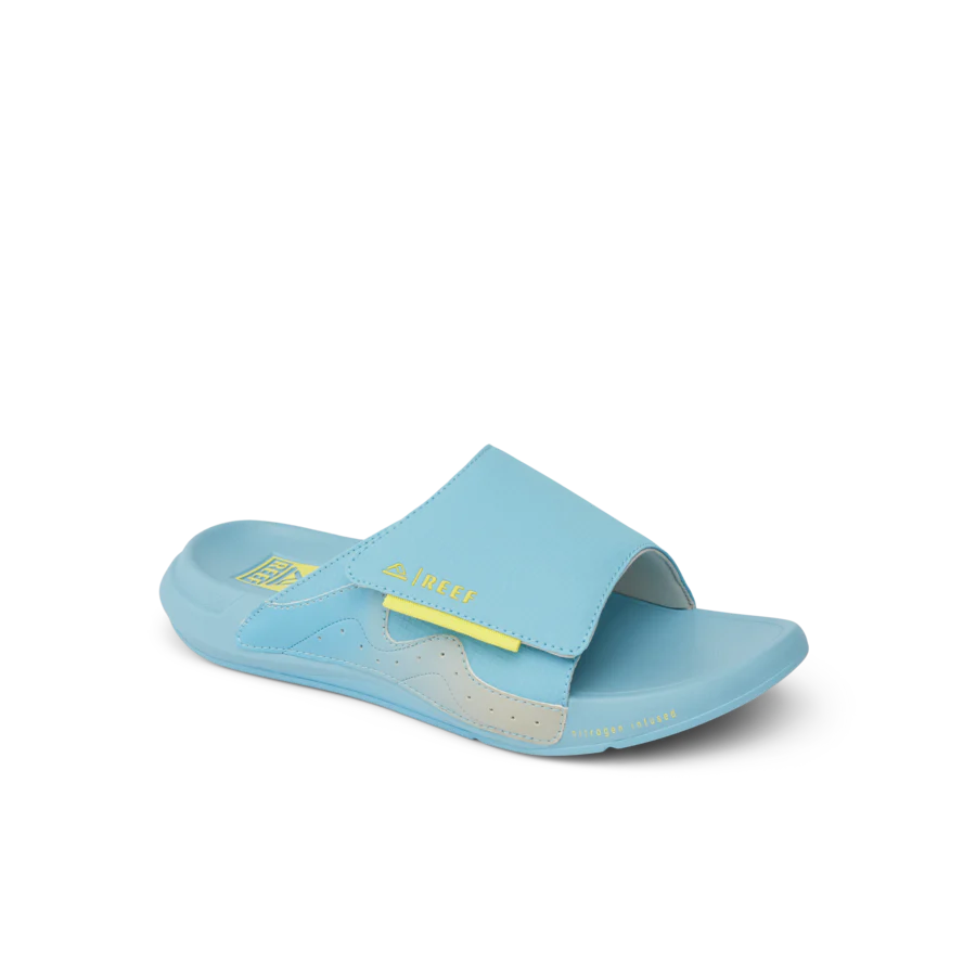 CJ7256_SWELL_CRUISER_SLIDE_LIGHT_BLUE_YELLOW_MAIN-900x900-c4cc11b.webp