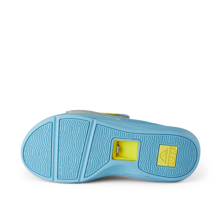 CJ7256_SWELL_CRUISER_SLIDE_LIGHT_BLUE_YELLOW_O-900x900-c4cc11b.png