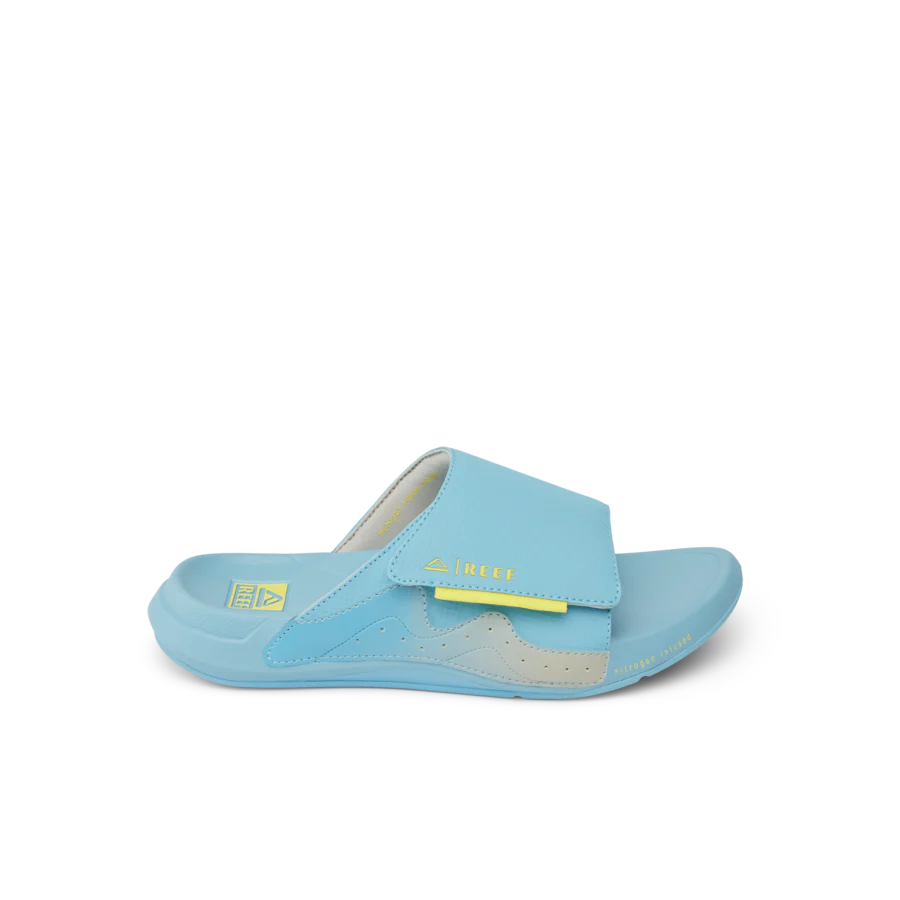 CJ7256_SWELL_CRUISER_SLIDE_LIGHT_BLUE_YELLOW_RS-900x900-c4cc11b.webp