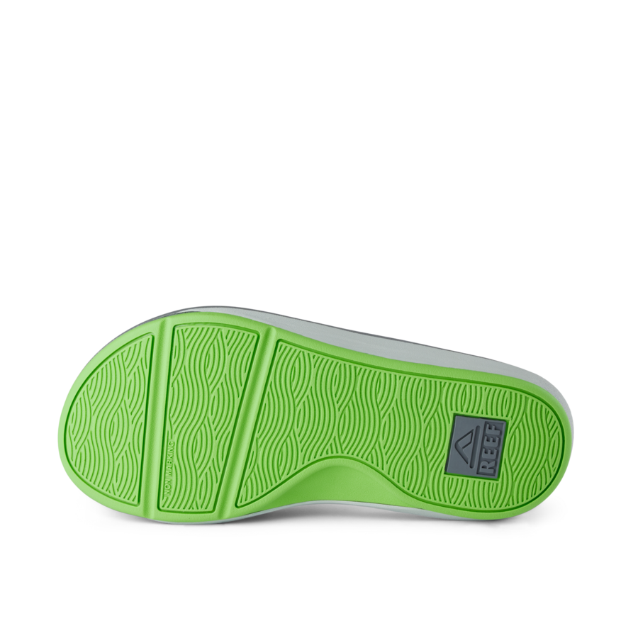 CJ7258_SWELLSOLE_CRUISER_GREY_BRIGHT_GREEN_O-900x900-c4cc11b.png