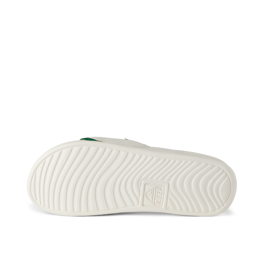 CJ7263_MULLIGANSLIDE_THECADDIE_O-900x900-c4cc11b.png