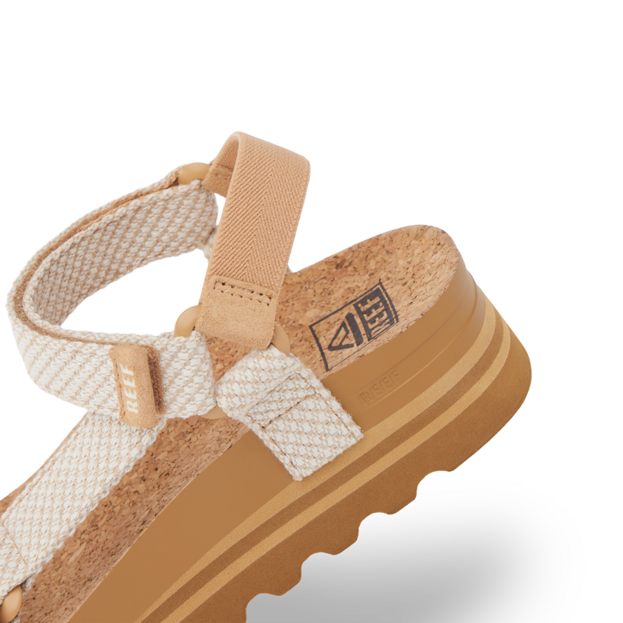 CJ7292_CUSHIONREMHI_TANKNIT_DTL2-900x900-c4cc11b.png
