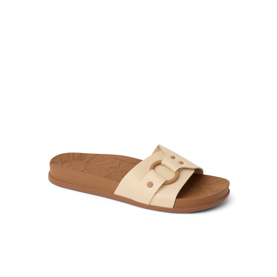 CJ7331_VISTA_SOHO_CRUZ_SHIFTING_SAND_TAN_MAIN_SHADOW-900x900-c4cc11b.png