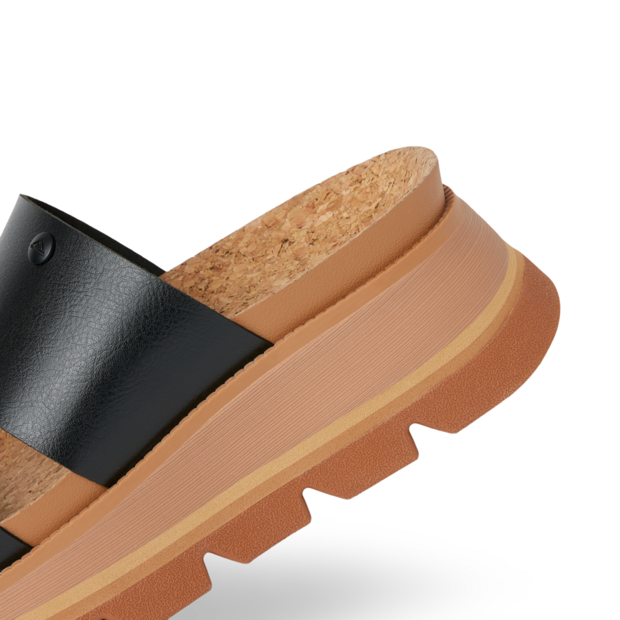 CJ7374_VISTA_LUXE_SIAA_BLACK_TAN_DTL2-900x900-c4cc11b.png