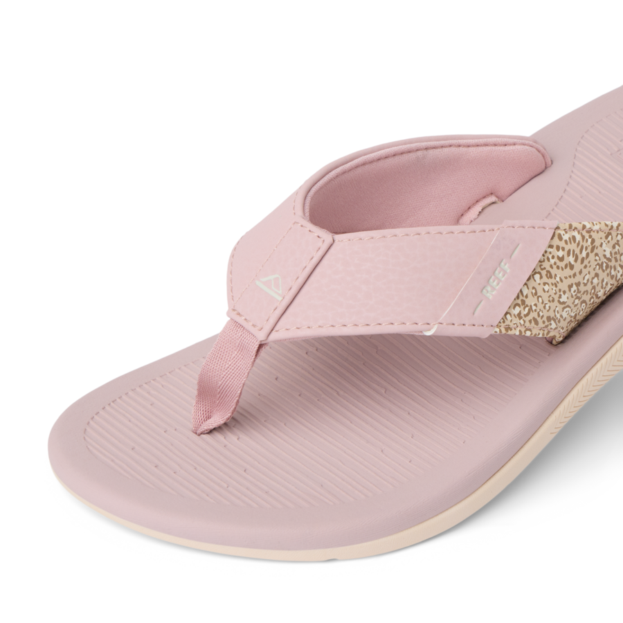 CJ7513_KIDS_SANTA_ANA_PALE_MAUVE_DTL1_SHADOW-900x900-c4cc11b.png