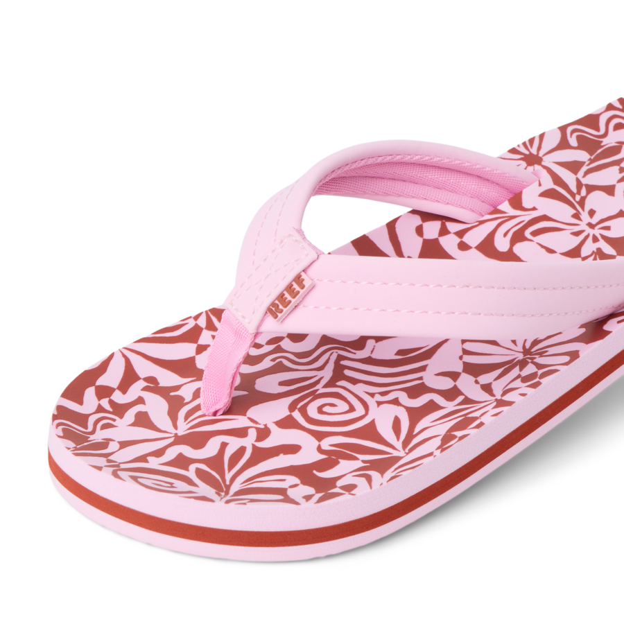 CJ7541_KIDS_AHI_PINK_MODERN_FLORAL_DTL1_SHADOW-900x900-c4cc11b.png