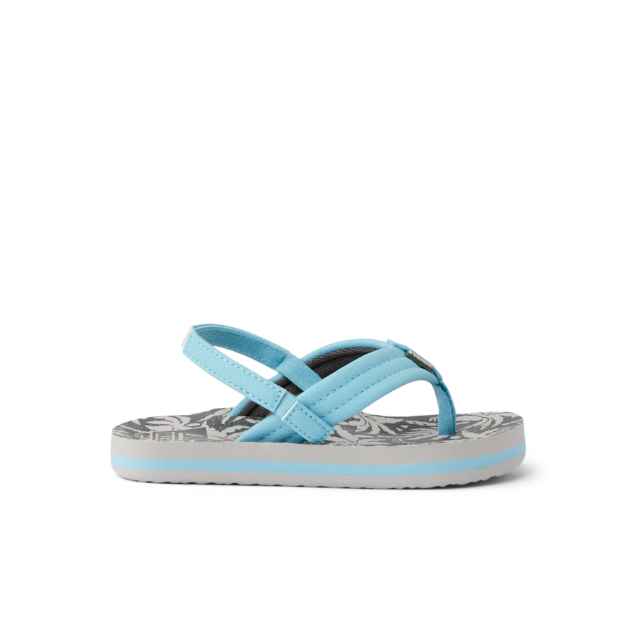 CJ7669_LITTLE_AHI_LIGHT_BLUE_PALM_RS_SHADOW-900x900-c4cc11b.webp