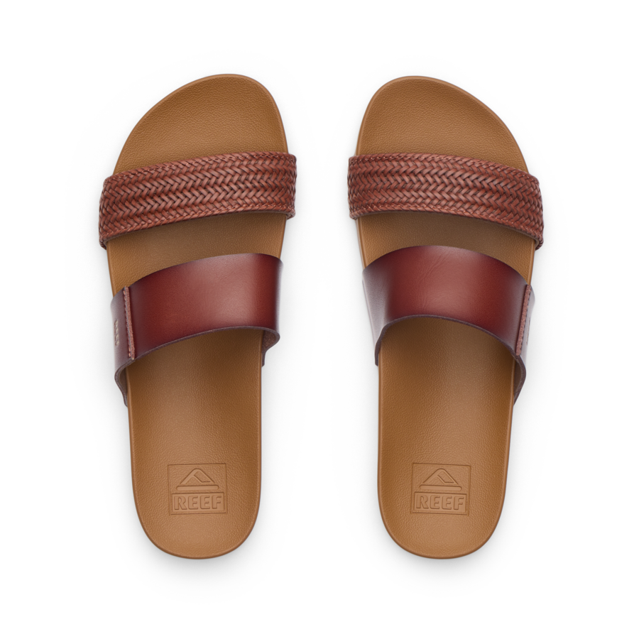 CJ8103_CUSHIONVISTA_ESPRESSOBRAID_T_SHADOW-900x900-c4cc11b.png