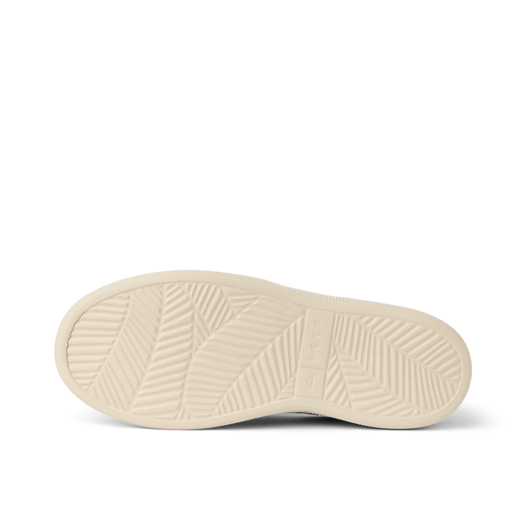 CJ8216_NEPTUNE_ELYSE_WARM_TAUPE_METALLIC_O_SHADOW.webp