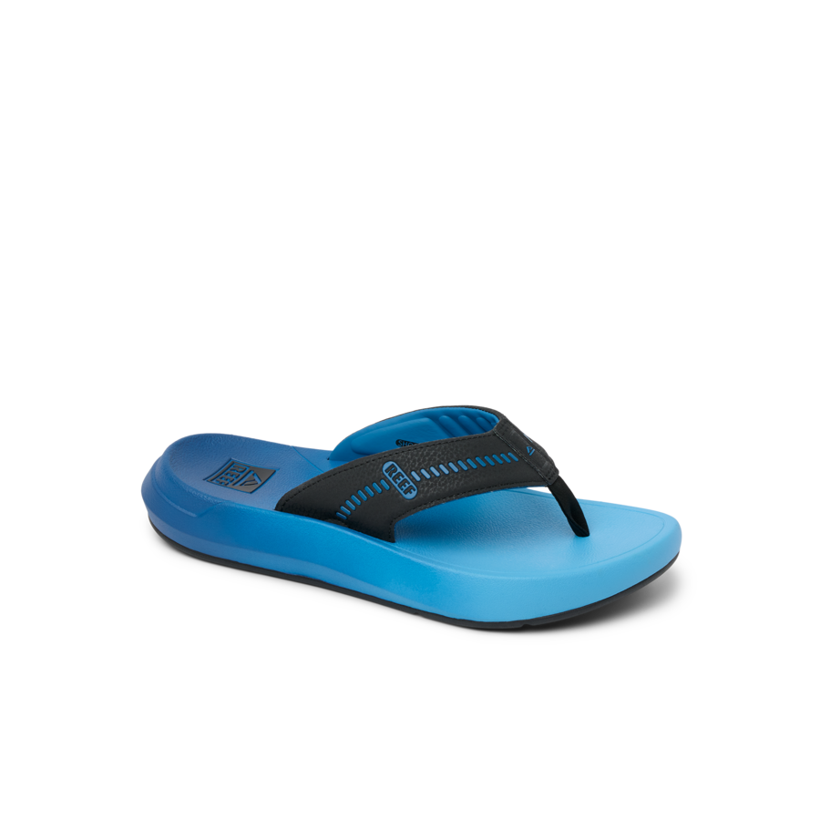 CJ8260_SWELLSOLE_CRUISER_DEEP_WATER_GRADIENT_MAIN_SHADOW-900x900-c4cc11b_1.png