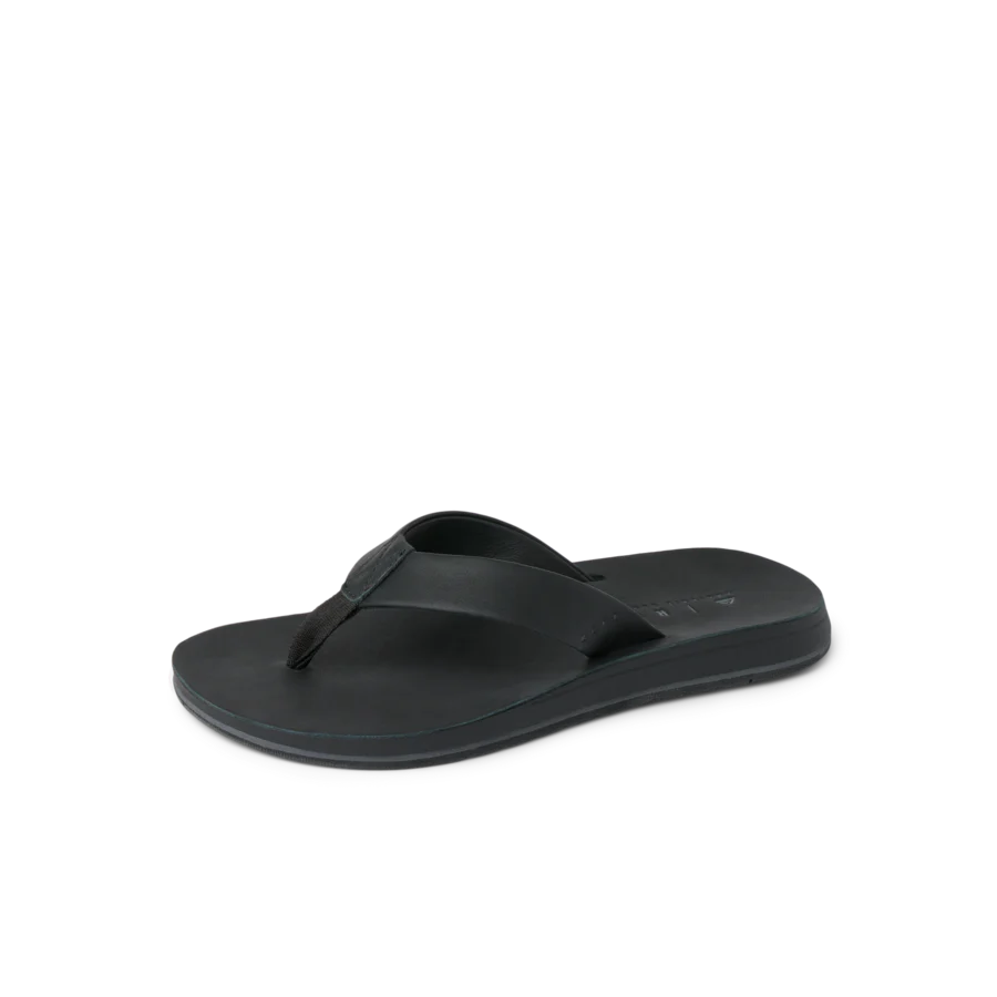 CJ8317_OJAI_CLASSIC_BLACK_LS_SHADOW-900x900-c4cc11b.webp
