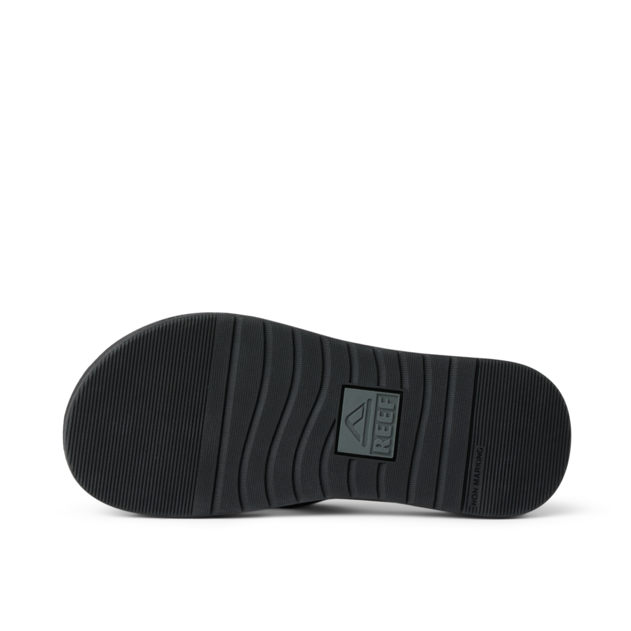 CJ8317_OJAI_CLASSIC_BLACK_O_SHADOW-900x900-c4cc11b.png