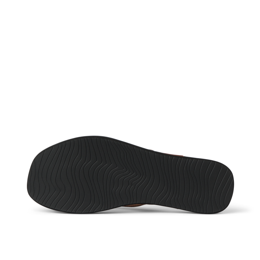 CJ8328_CUSHION_LUNE_CHOCOLATE_BLACK_O_SHADOW-900x900-c4cc11b.png