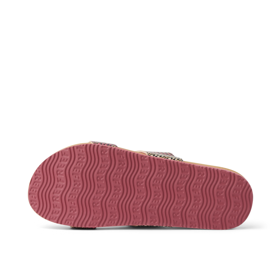 CJ8391_KIDS_CUSHION_VISTA_RAFFIA_PINK_O_SHADOW-900x900-c4cc11b.png