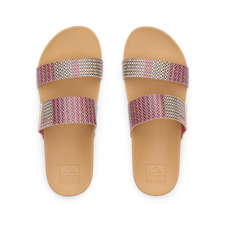 CJ8391_KIDS_CUSHION_VISTA_RAFFIA_PINK_T_SHADOW-900x900-c4cc11b.png