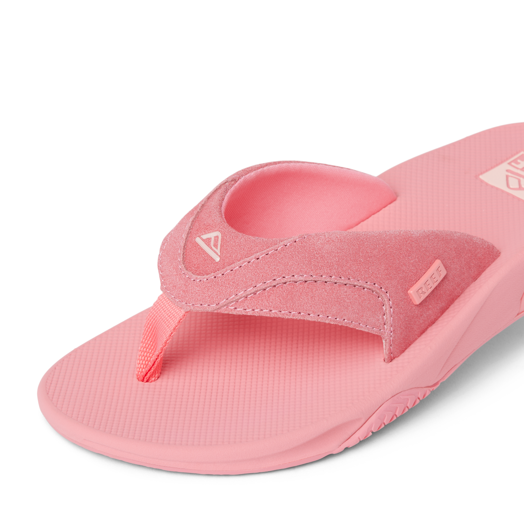CJ8457_FANNING_SUEDE_STAWBERRY_PINK_DTL1-1.png