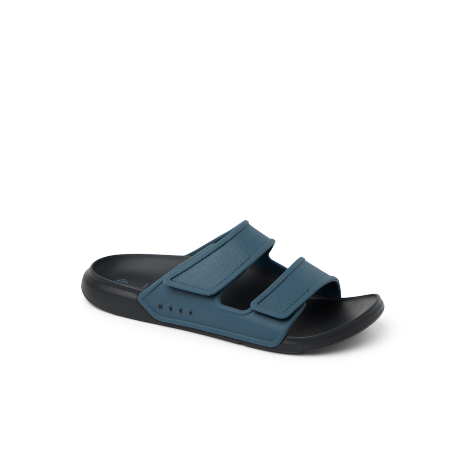CJ8470_OASIS_ADAPT_ORION_BLACK_MAIN_SHADOW-900x900-c4cc11b.png