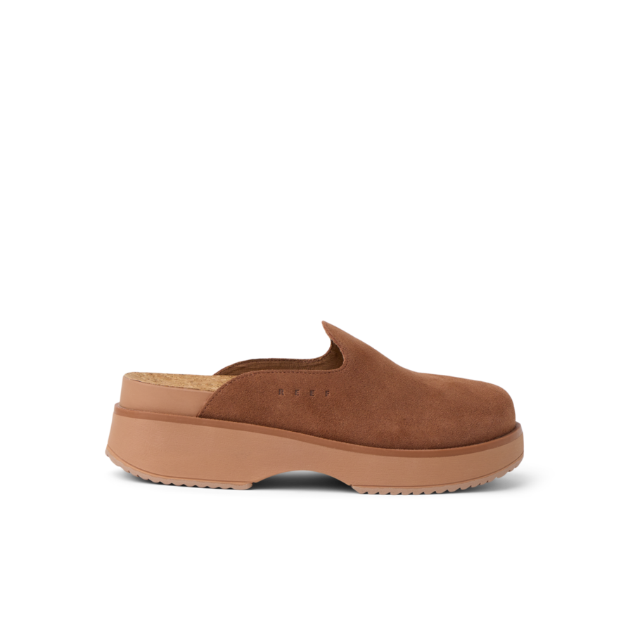 CJ8748_VISTA_SKYE_WALNUT_SUEDE_RS_SHADOW-900x900-c4cc11b_1.png