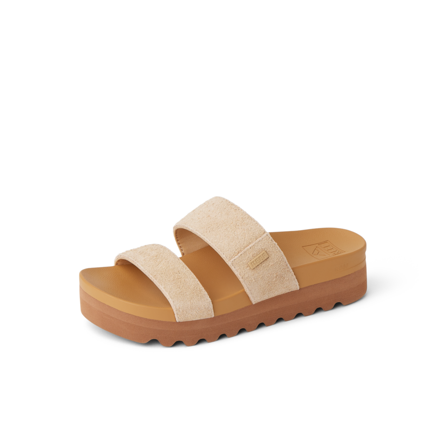 CJ8899_CUSHION_VISTA_HI_SAND_SUEDE_LS_SHADOW-900x900-c4cc11b.png