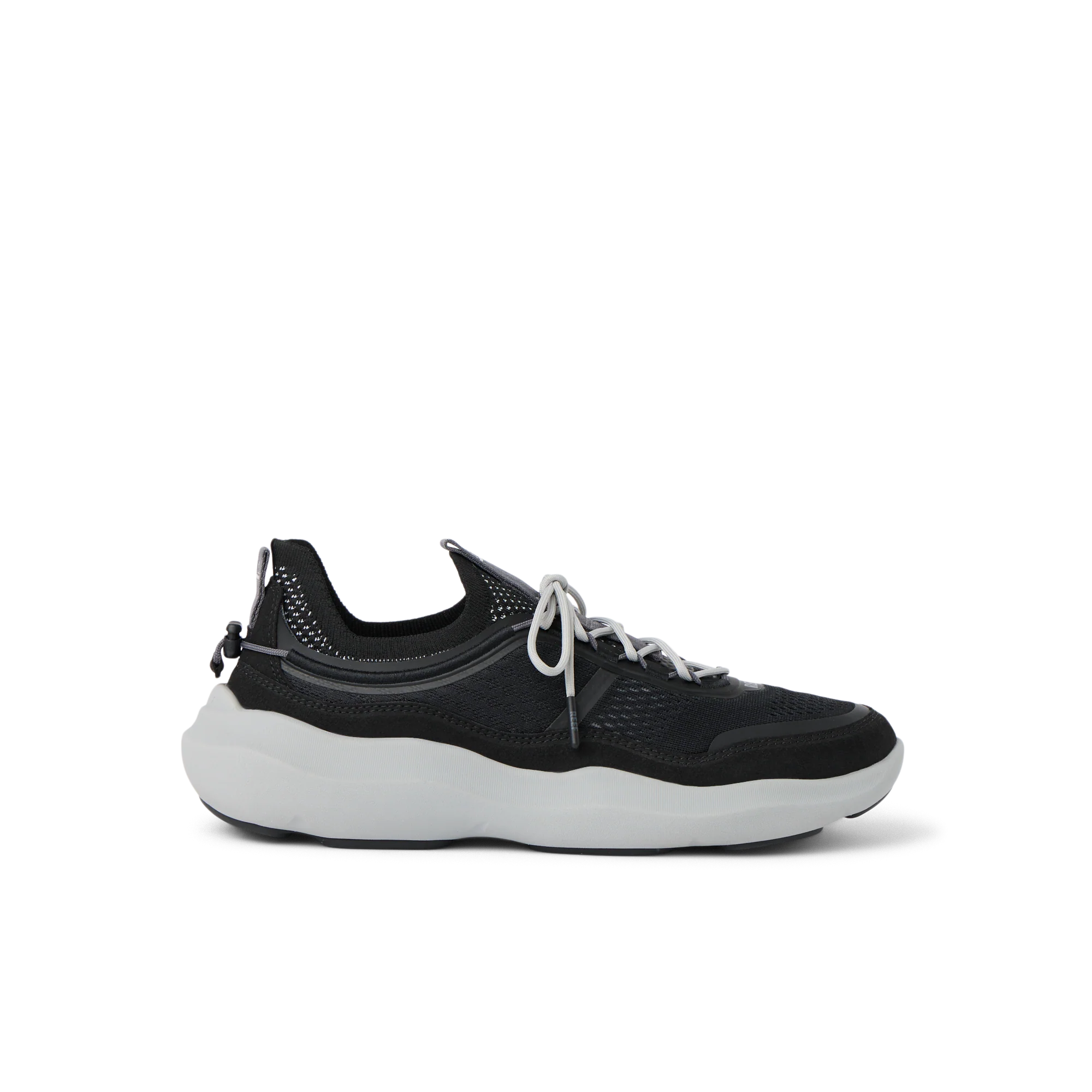 CJ9329_SHOREBREAK_TRV_BLACK_RS.webp
