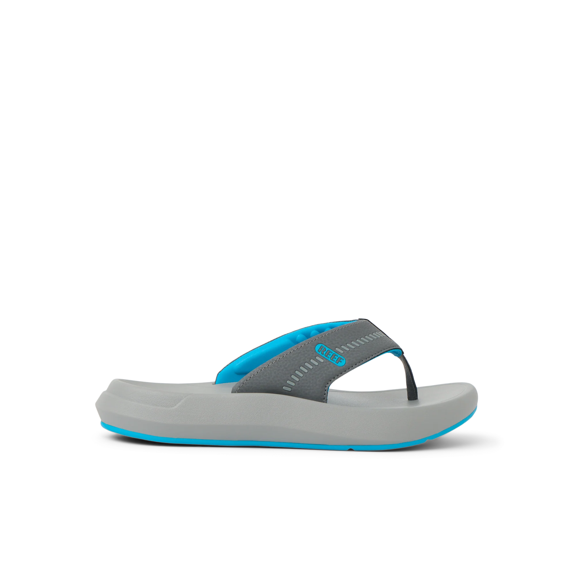 CK0125_CRUISER_CHARCOAL_AQUA_GREY_RS_SHADOW.webp