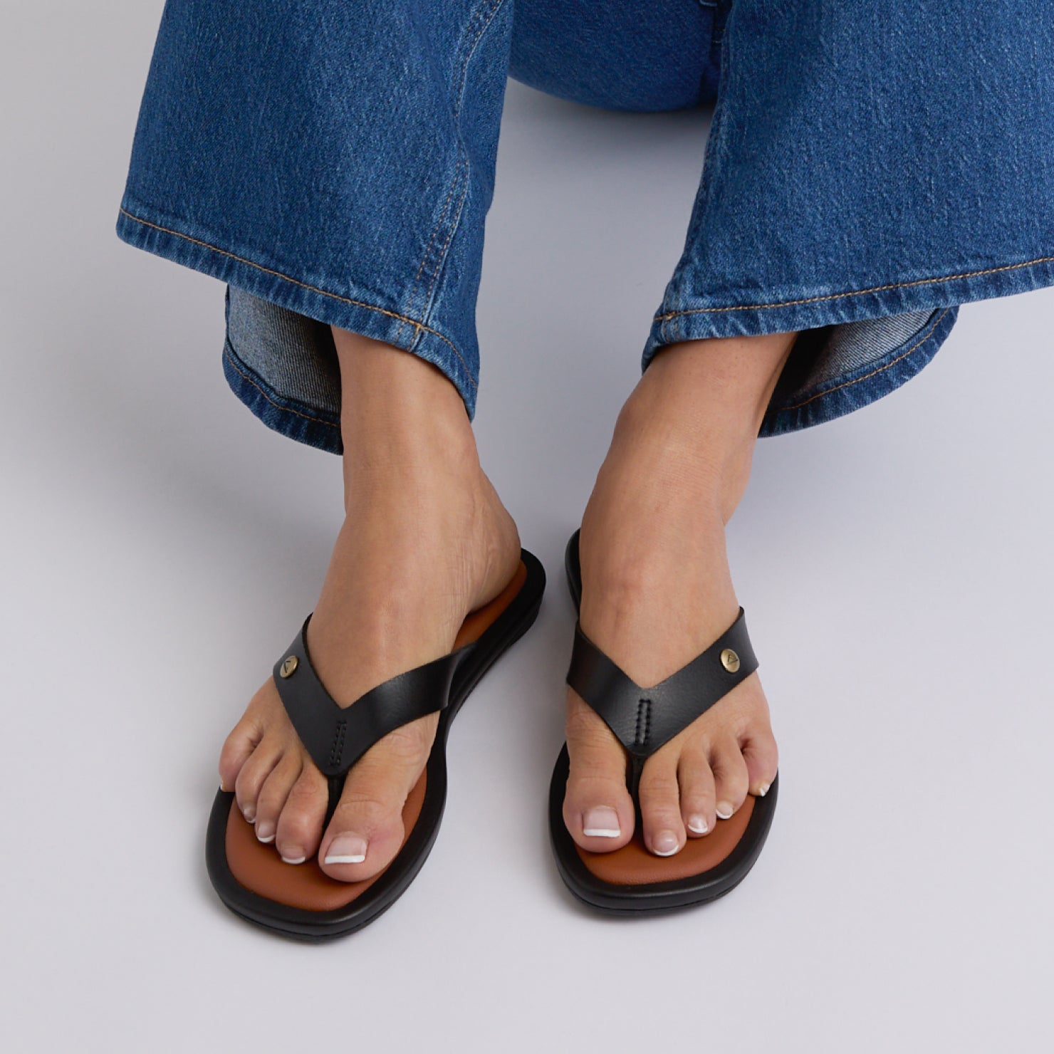 PDP-Ella-Black-PDPALT-1.jpg