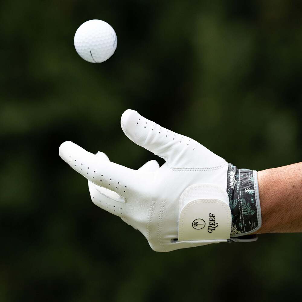 PalmDewSweepersGlove_1_1.jpg